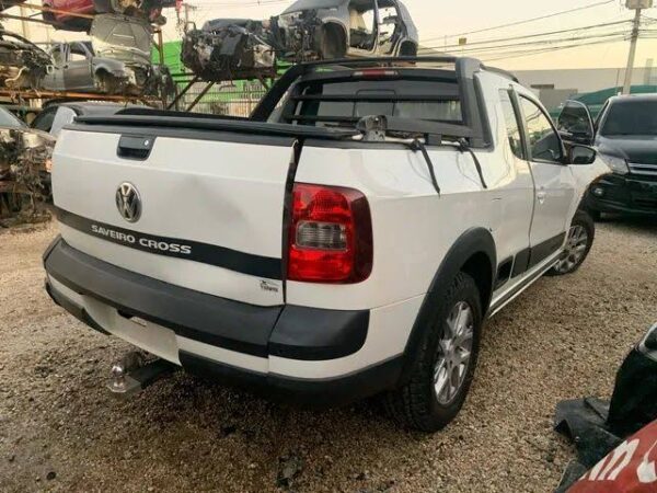 LATERAL DIREITA TRASEIRA